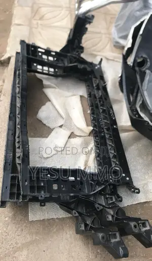 Sorento 16 Radiator Support