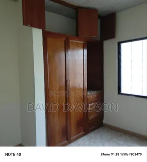 5bdrm House in 5 Bedroom With, Tema Metropolitan for rent