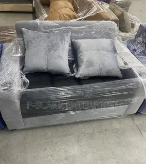 Couches/ Sofa 2in1