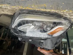 Mercedes Benz GLC 300 2018,2022 Headlight