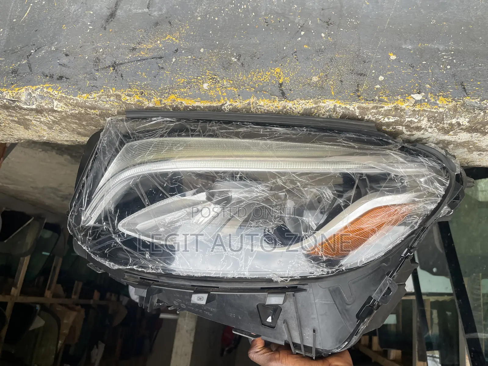 Mercedes Benz GLC 300 2018,2022 Headlight