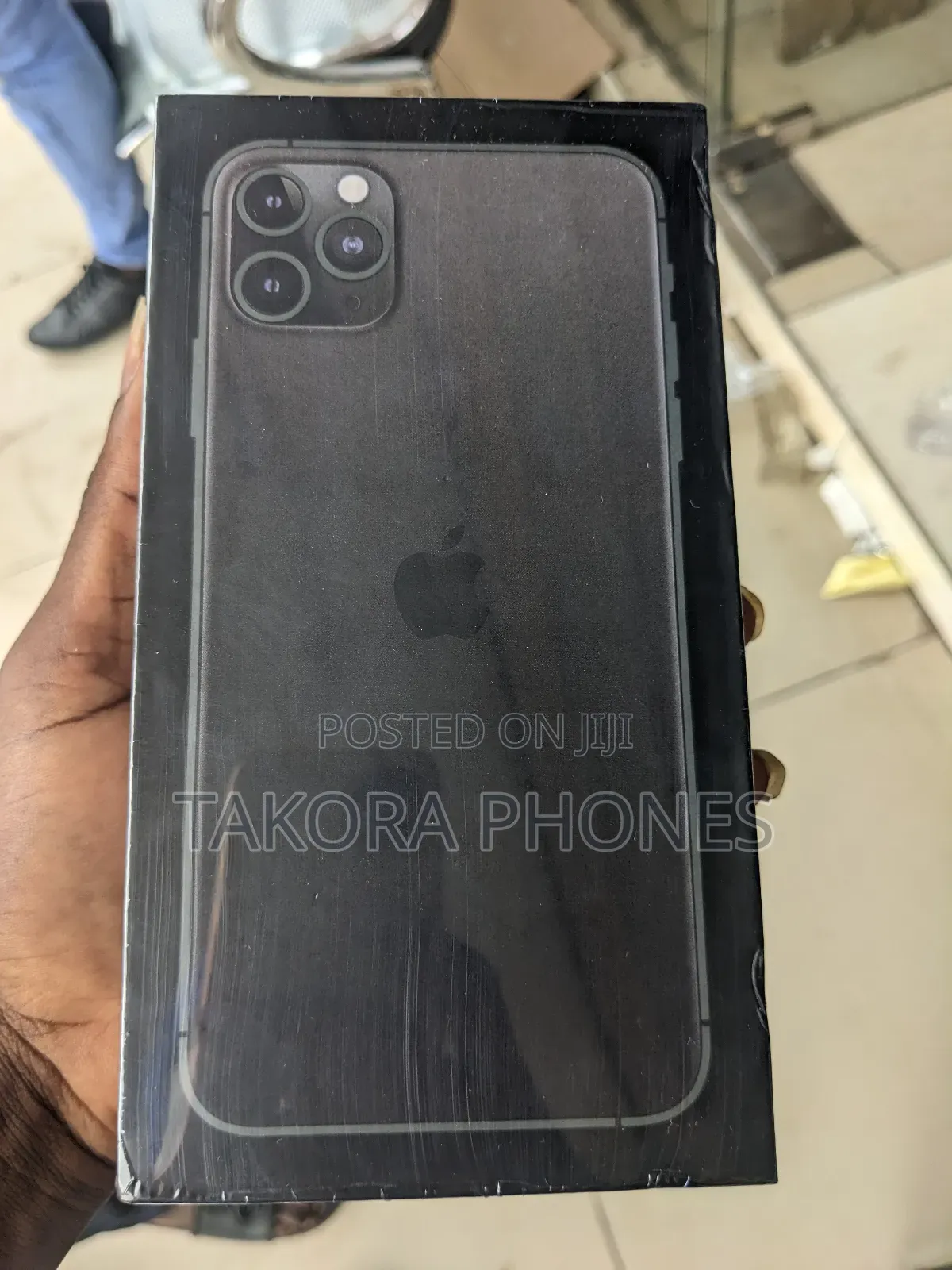New Apple iPhone 11 Pro Max 256 GB Gray