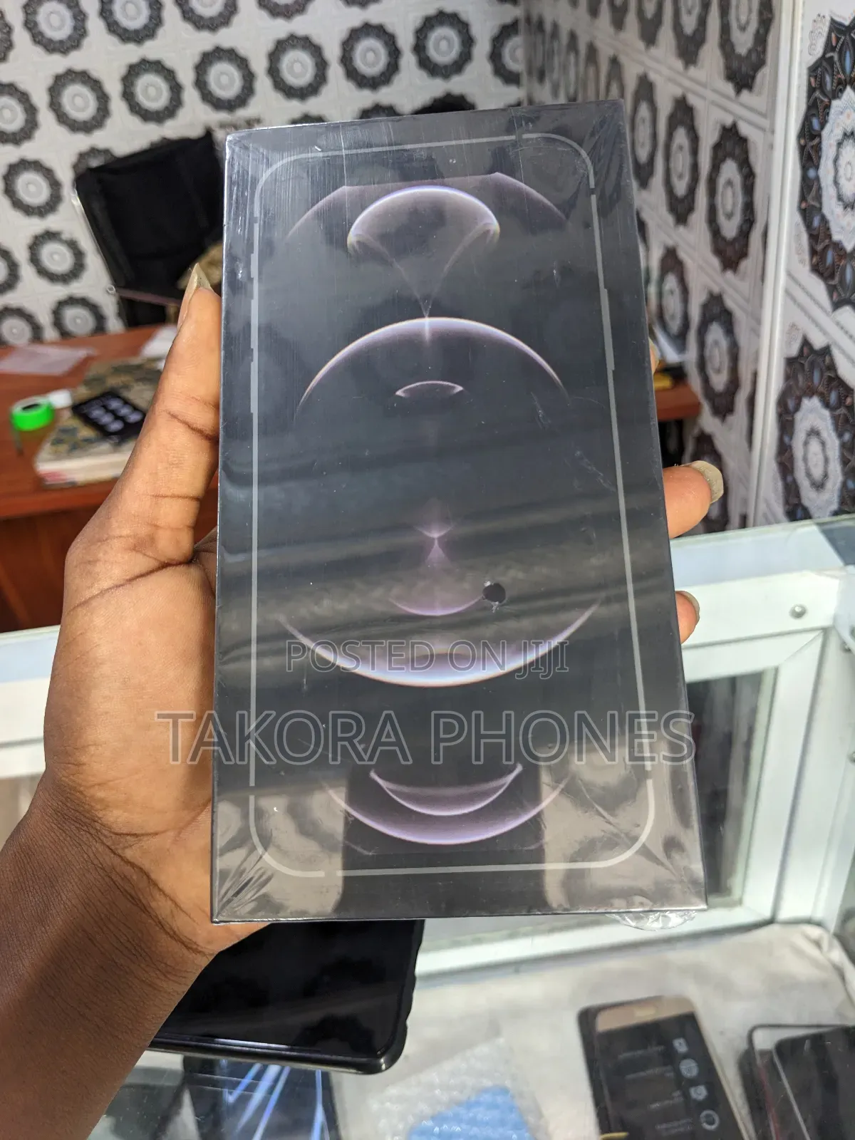 New Apple iPhone 12 Pro Max 256 GB Gray