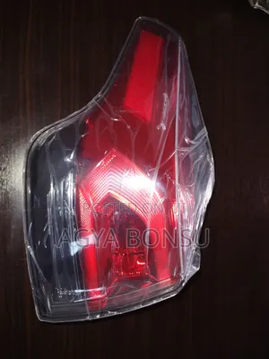 2016 2017 2018 Toyota RAV4 Taillight Tail Light