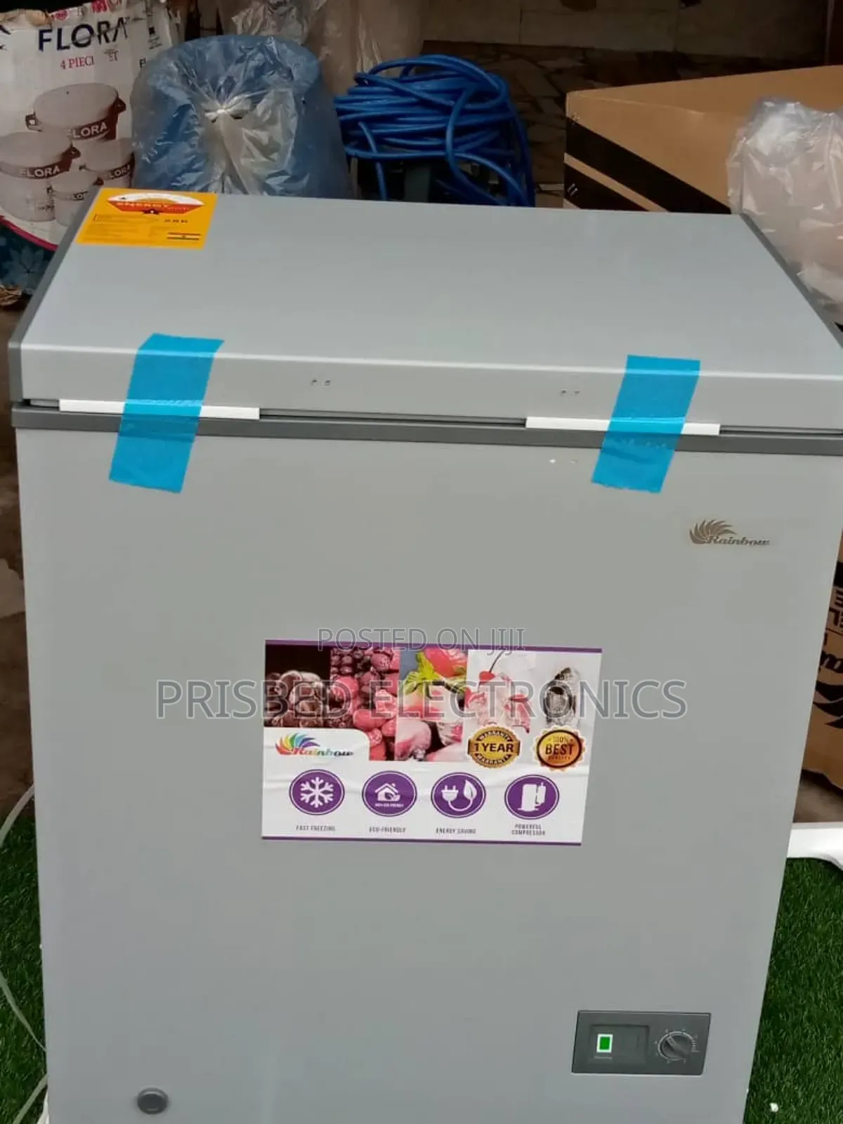 Rainbow Chest Freezer 145 Litres