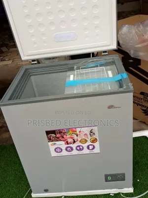 Rainbow Chest Freezer 145 Litres