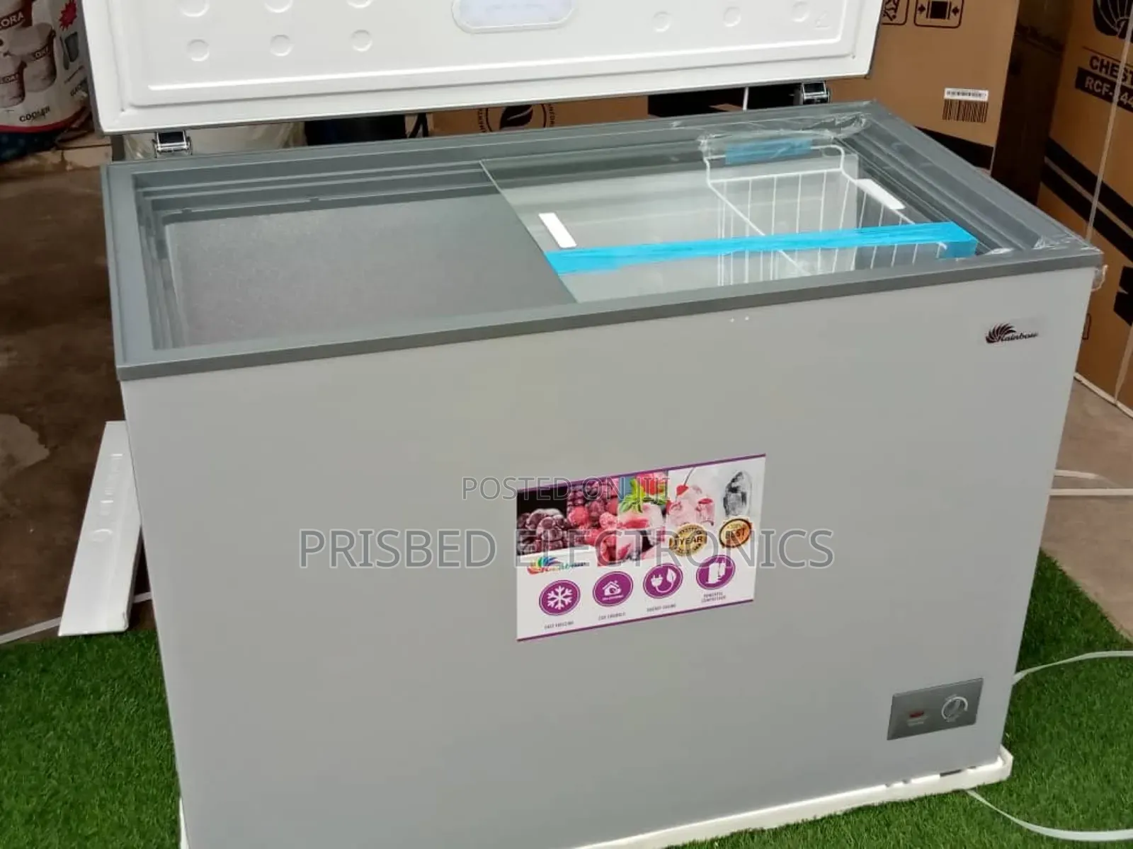 **Rainbow Chest Freezer 290 Litres in Achimota Kitchen Appliances