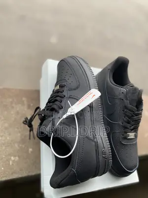 Airforce 1 All Black. In Box