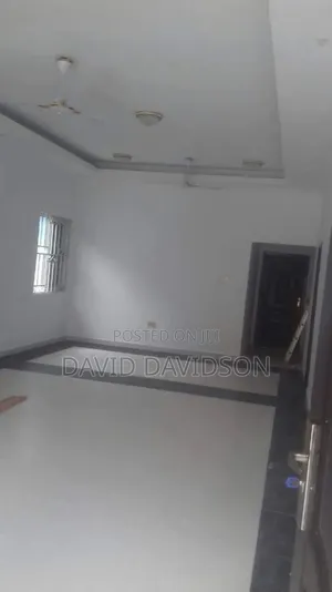 3bdrm House in 3 Bedroom Newly, Tema Metropolitan for sale