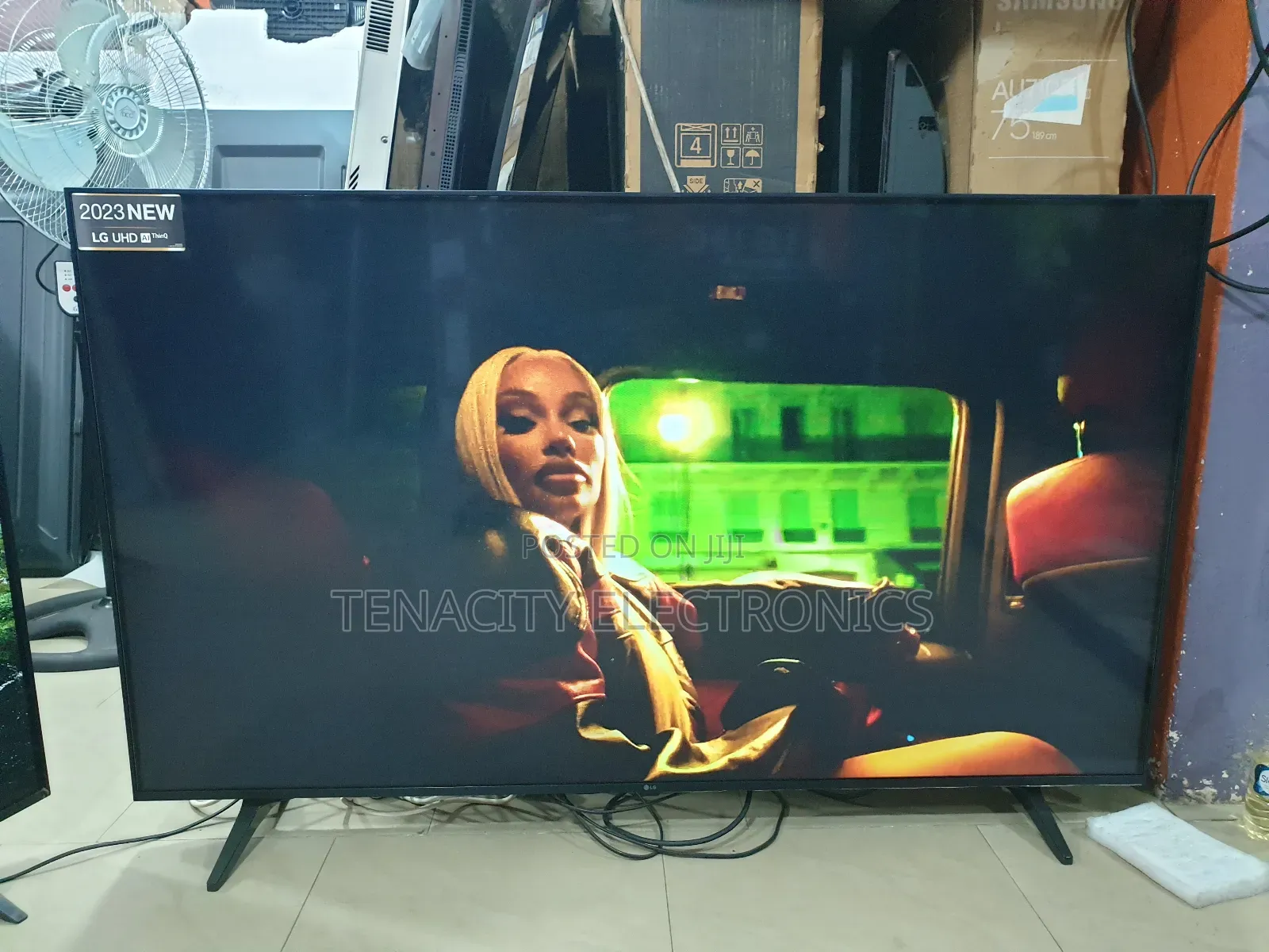 2023/Lg 55"Uhd HDR Edgeless Smart Tv