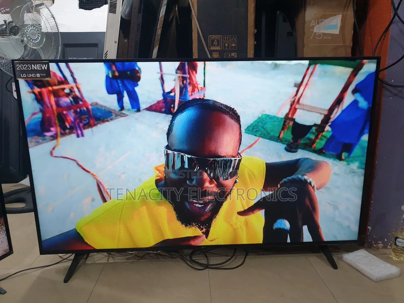 2023/Lg 55"Uhd HDR Edgeless Smart Tv