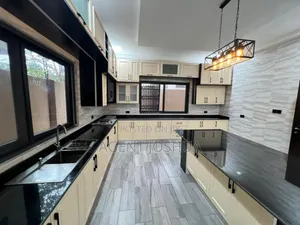 4bdrm House in Manet Junction, Airport Residential Area for sale