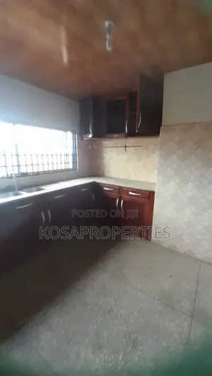 4bdrm Apartment in Labadi Palm Wine for rent