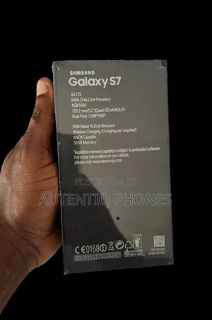 New Samsung Galaxy S7 32 GB Gold
