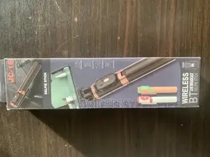 Selfie Stick With Remote