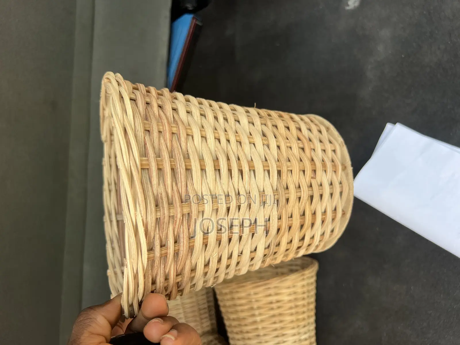 Nest Baskets and Breeding Boxes for Birds