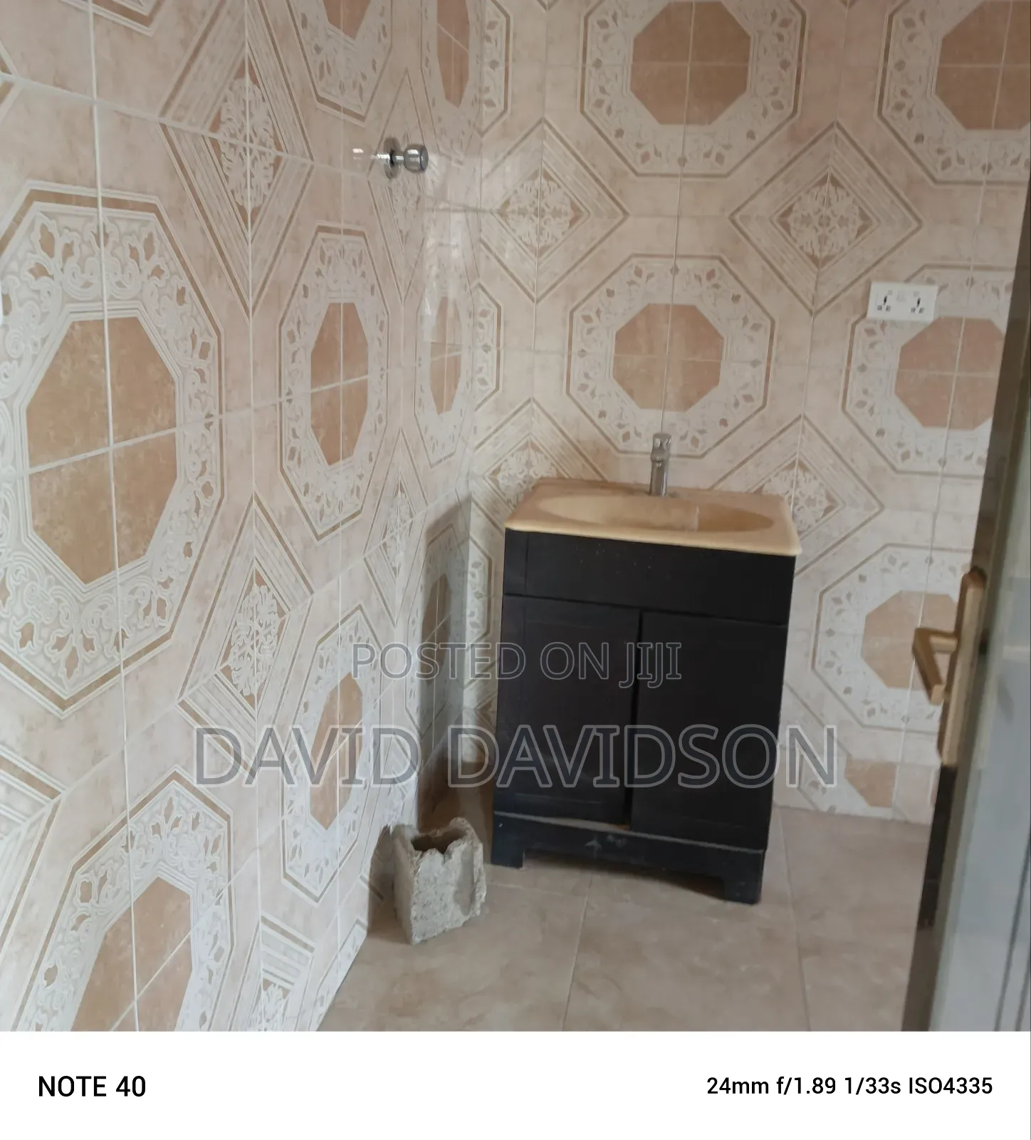 5bdrm House in 5 Bedroom Self, Tema Metropolitan for rent