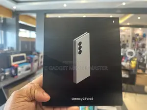 New Samsung Galaxy Fold 512 GB Silver