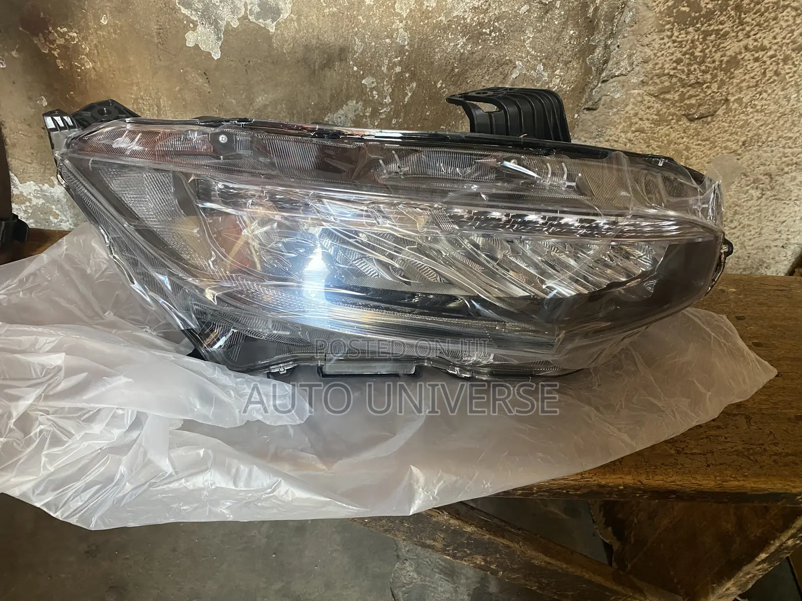 Honda Civic 2016 to 2019 LED Headlight Available