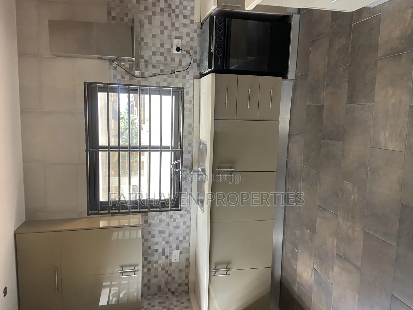 2bdrm Apartment in Fairhaven, Airport Residential Area for rent