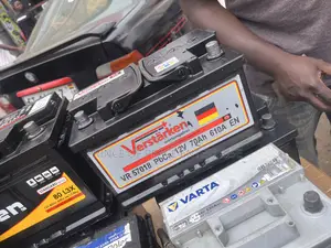 Used 15 Plate Battery Italy Made