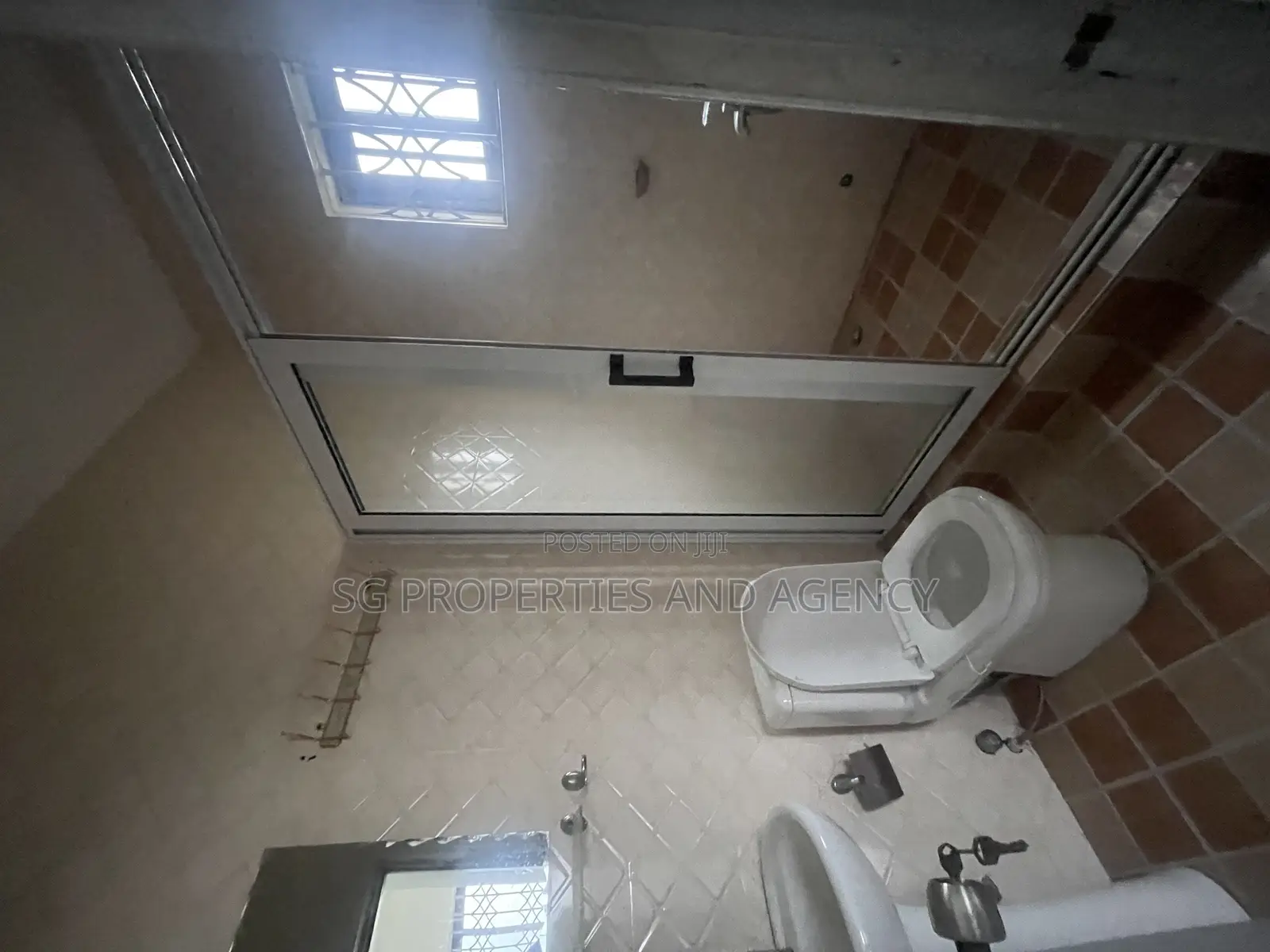 2bdrm Apartment in Lashibi, Spintex for rent