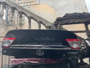 Toyota Corolla 2011 Boot
