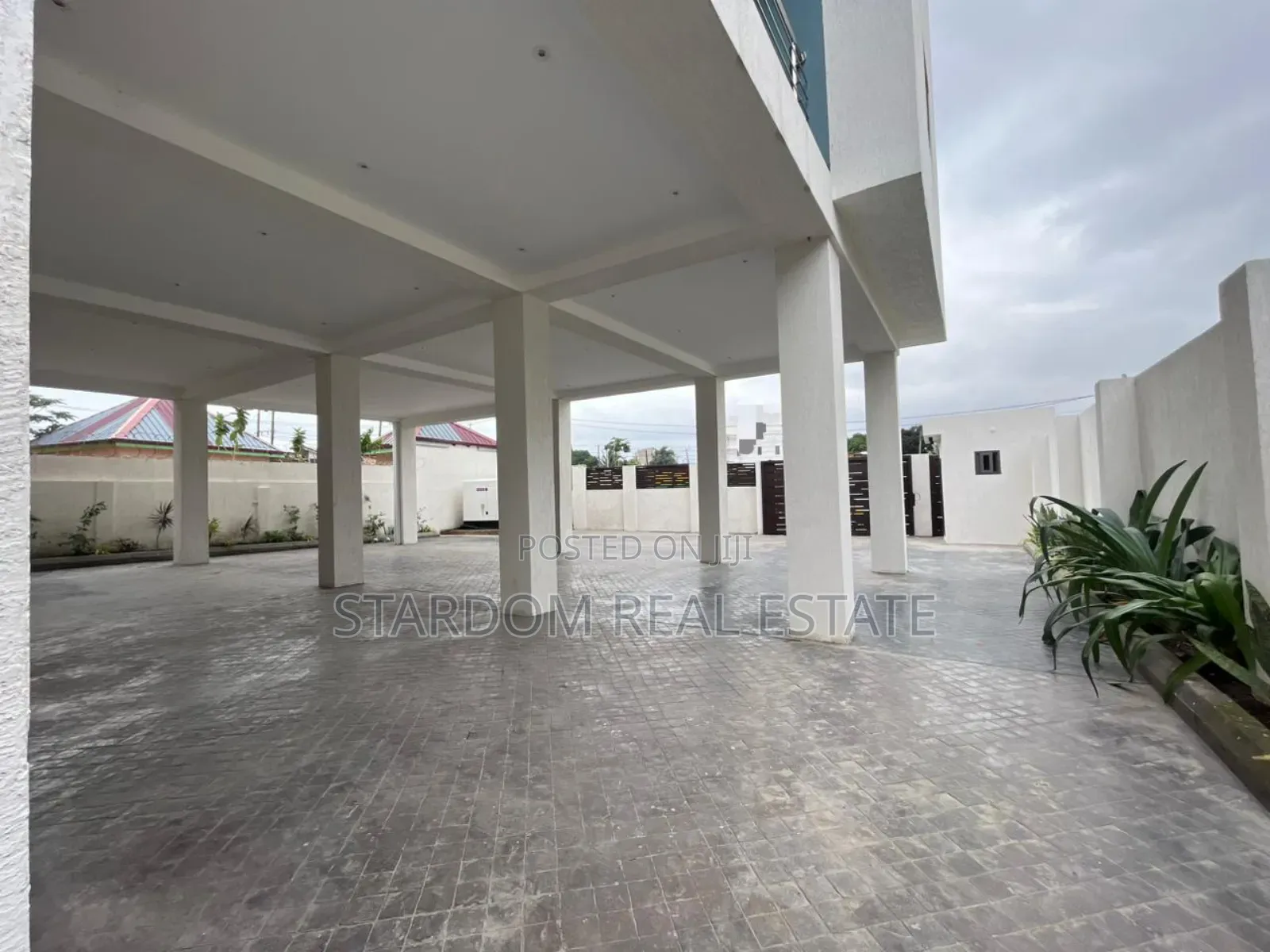 2bdrm Apartment in East Legon for rent