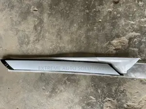 Hyundai Veloster 2013 Windshield Trim