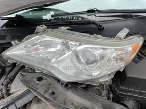 Toyota Corolla 2013 Headlamp