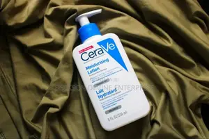 Cerave Moisturizing Lotion ( 8oz)
