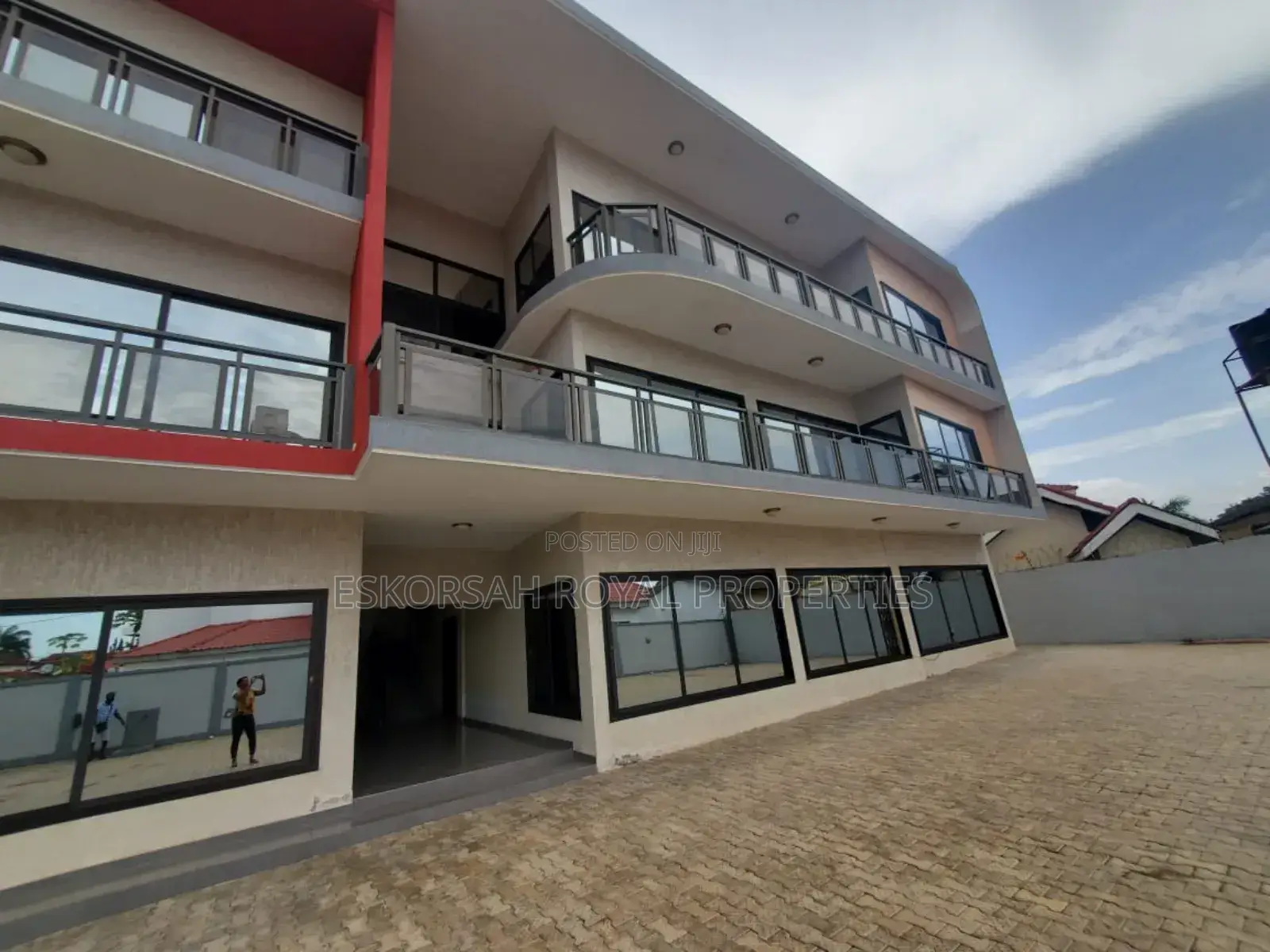 Furnished 2bdrm Apartment in Adjiringanor, East Legon for rent