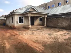 5bdrm House in Bee Decor & Homes, Agbogba for sale