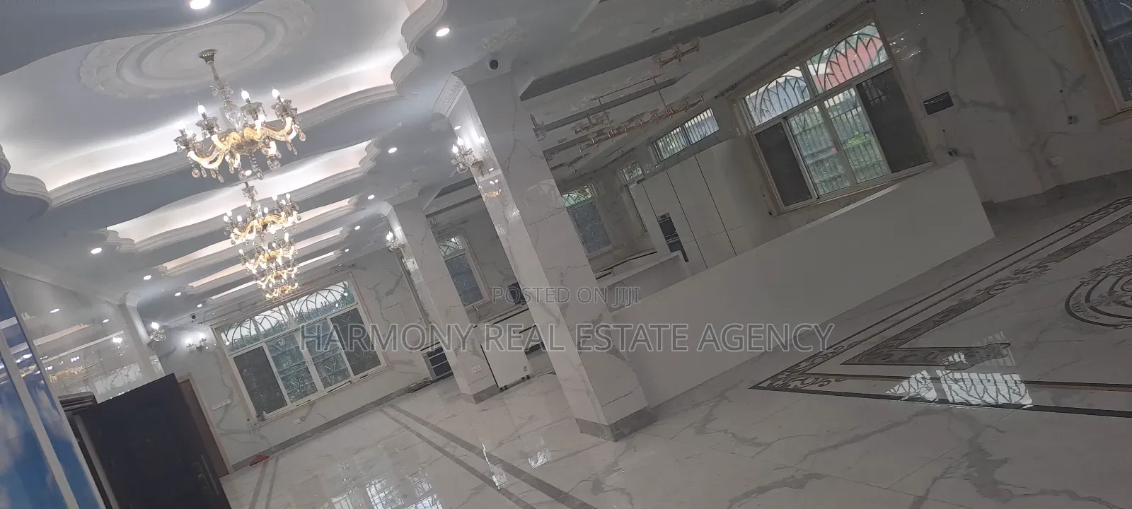 8bdrm House in Airport Residential Area for rent
