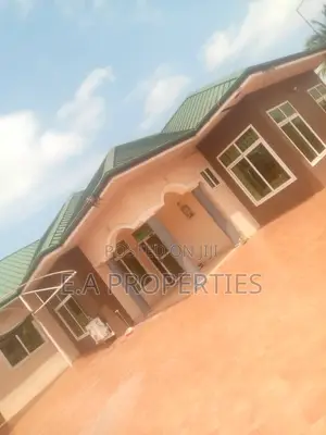 5bdrm House in E A Properties, ECOMOG for sale