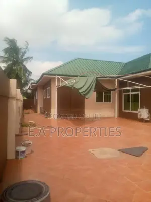 5bdrm House in E A Properties, ECOMOG for sale