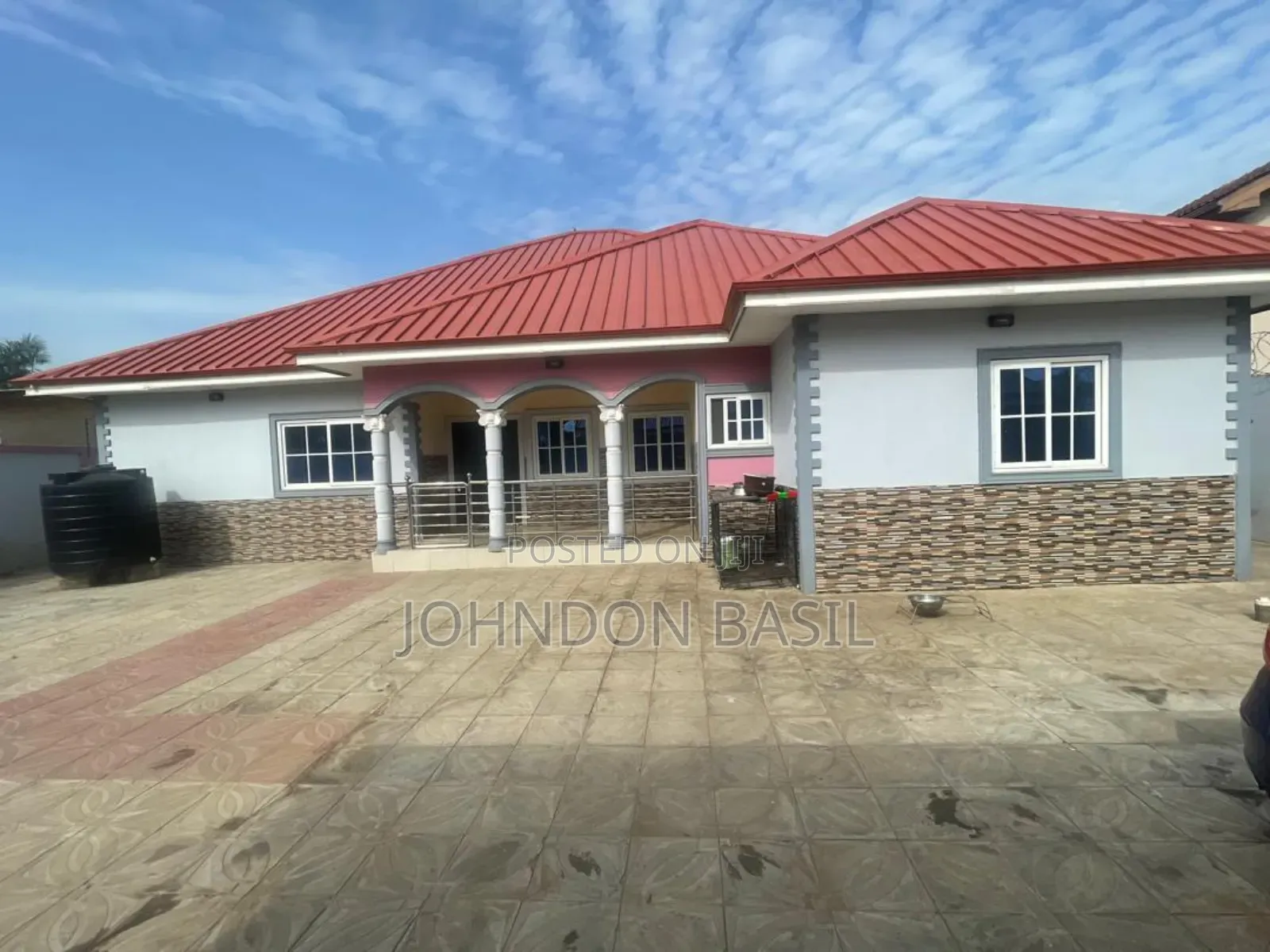 Furnished 5bdrm Bungalow in Galilea Market for sale