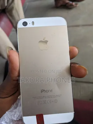 Apple iPhone 5s 16 GB Gold