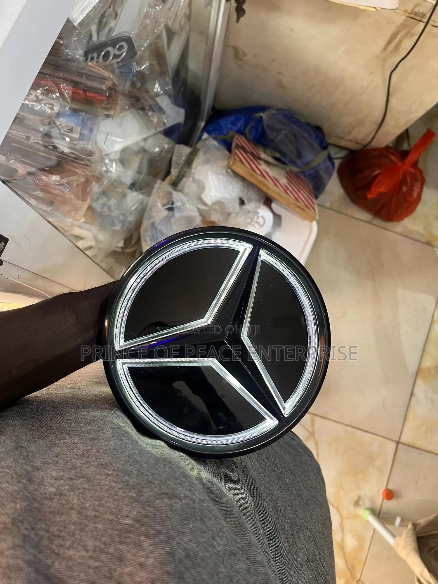 Mercedes Benz Front Crown Flat Glass