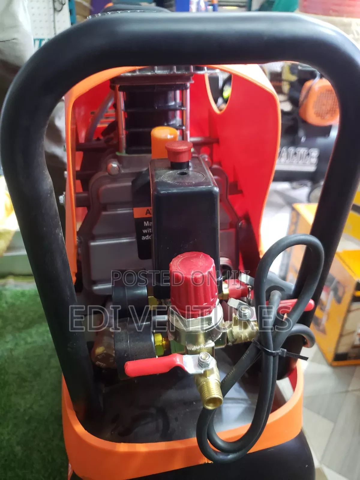 24 Litre Tank Capacity Performance Air Compressor