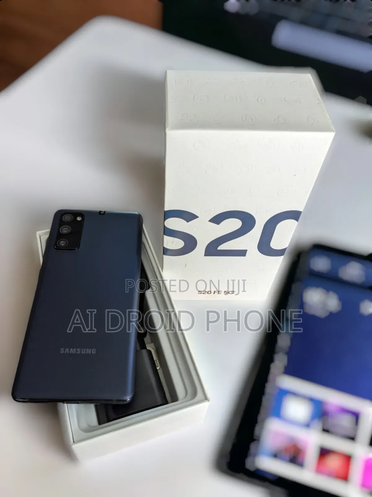 New Samsung Galaxy S20 FE 128 GB Blue