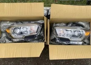Tacoma Headlight 2016,2017,2018,2019,2020 Led (Brand New)