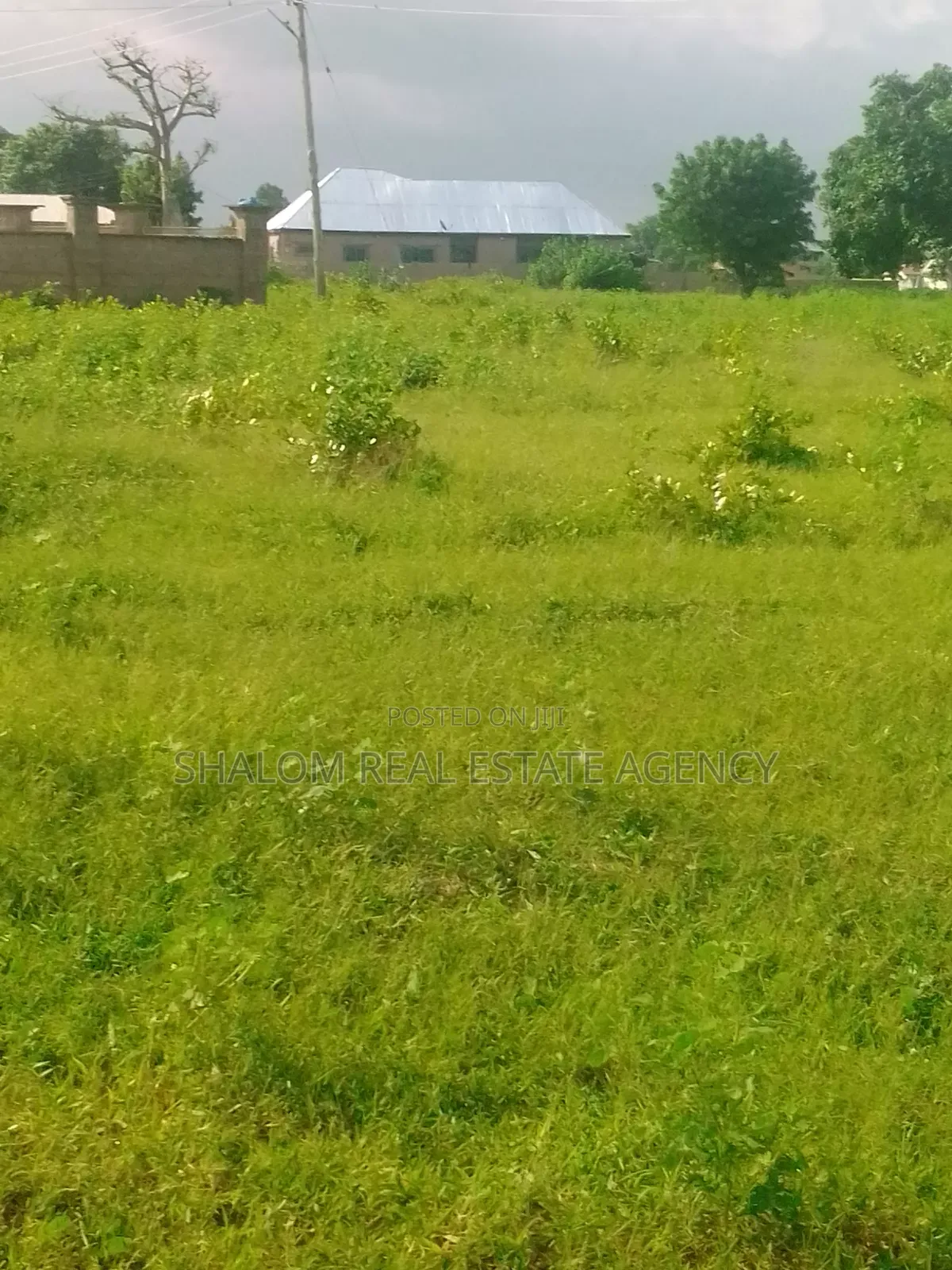 A Plot of Land at Chanshegu for Sale