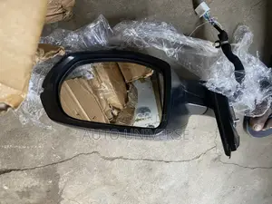 Honda Crv 2017 To 2019 Mirror With Camera And Light