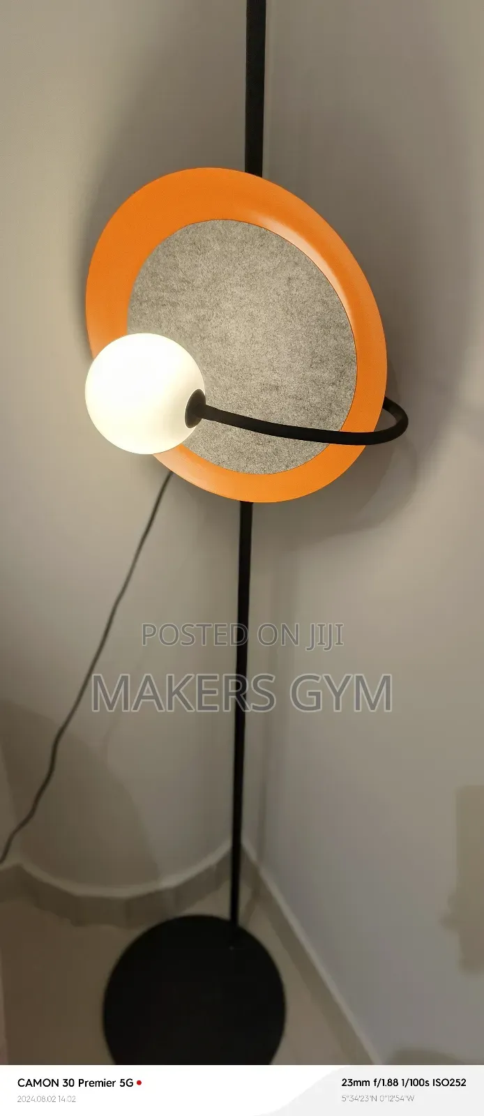 Floor Lamp (Globe) Reflect