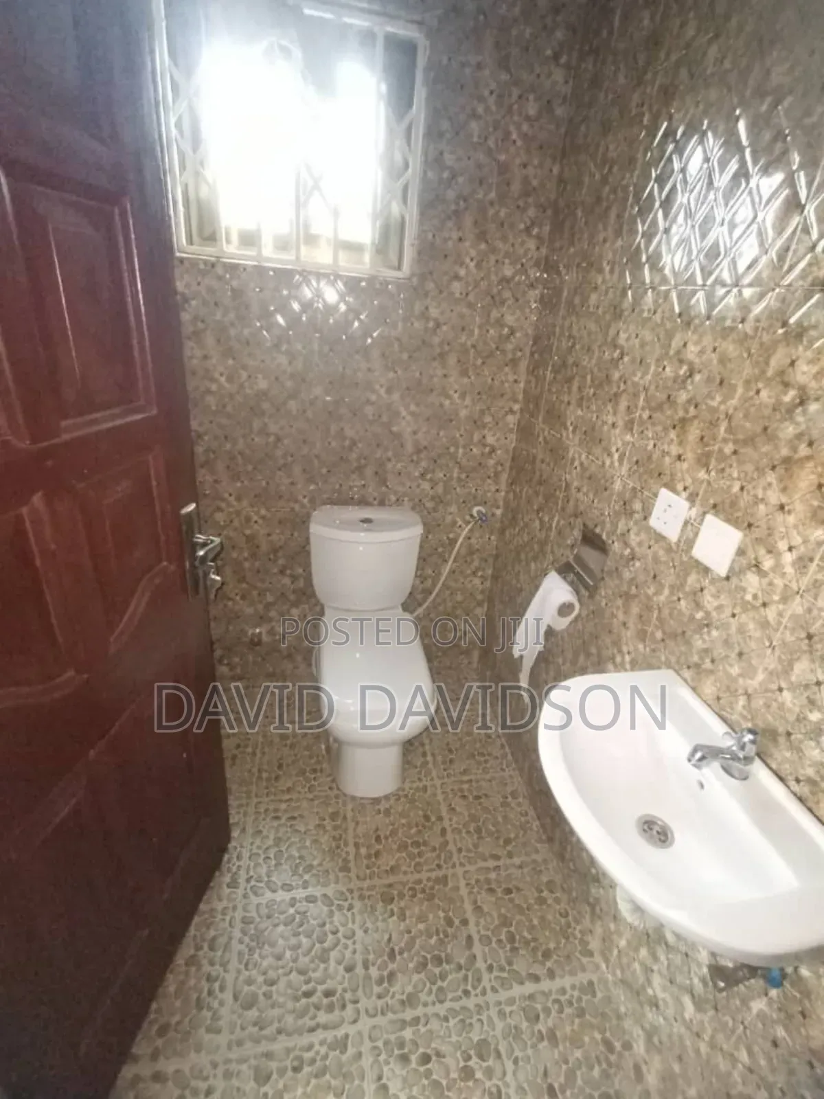 3bdrm House in 3 Bedroom Self, Tema Metropolitan for rent