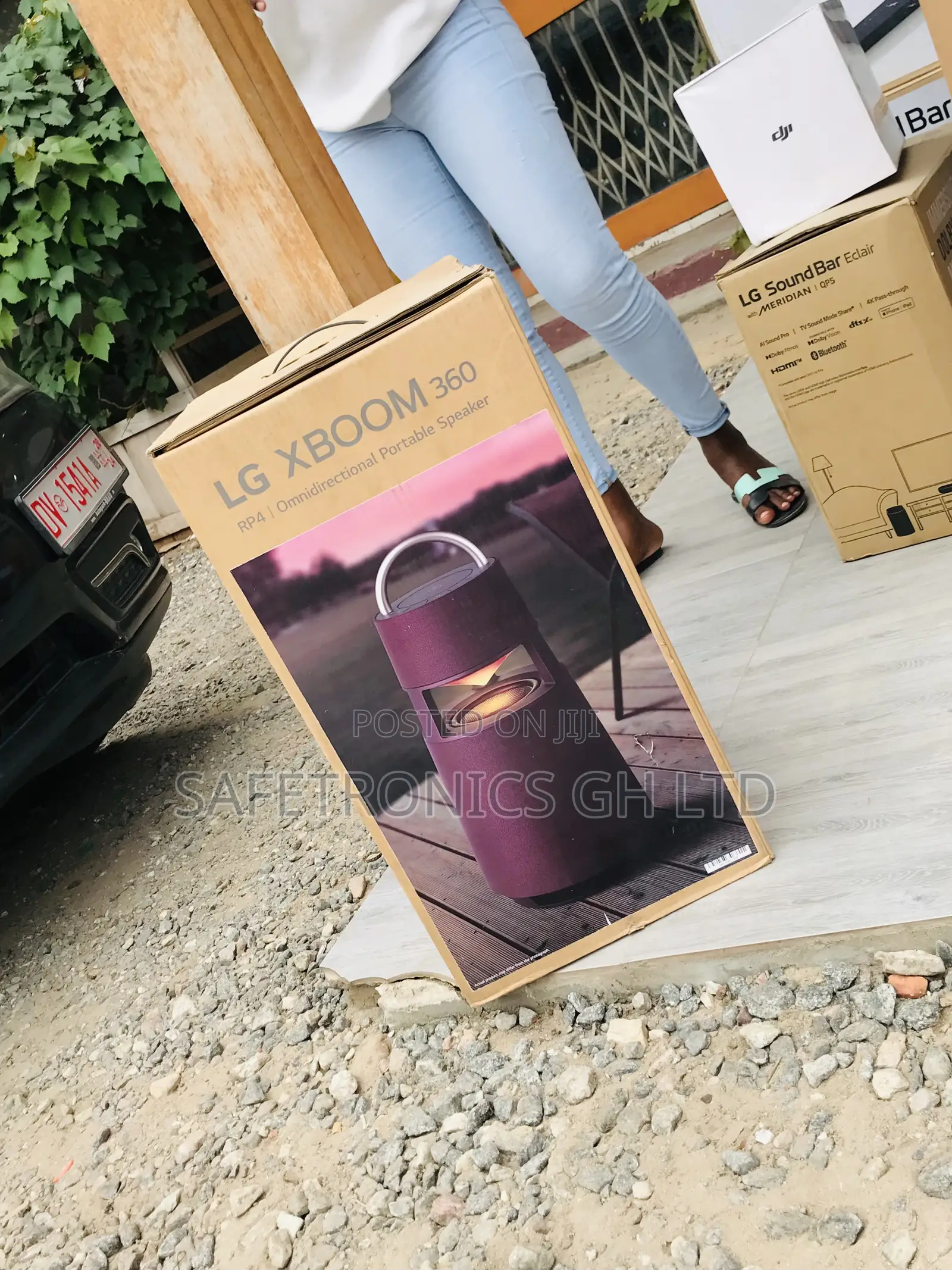 LG Bluetooth XBOOM 360 RP4 Wireless (Wine) Speaker