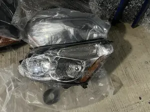 Vibe 2010,2011,2012 Headlights