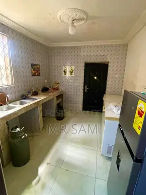 10bdrm House in Tuba To Kokrobitey, Ga South Municipal for sale