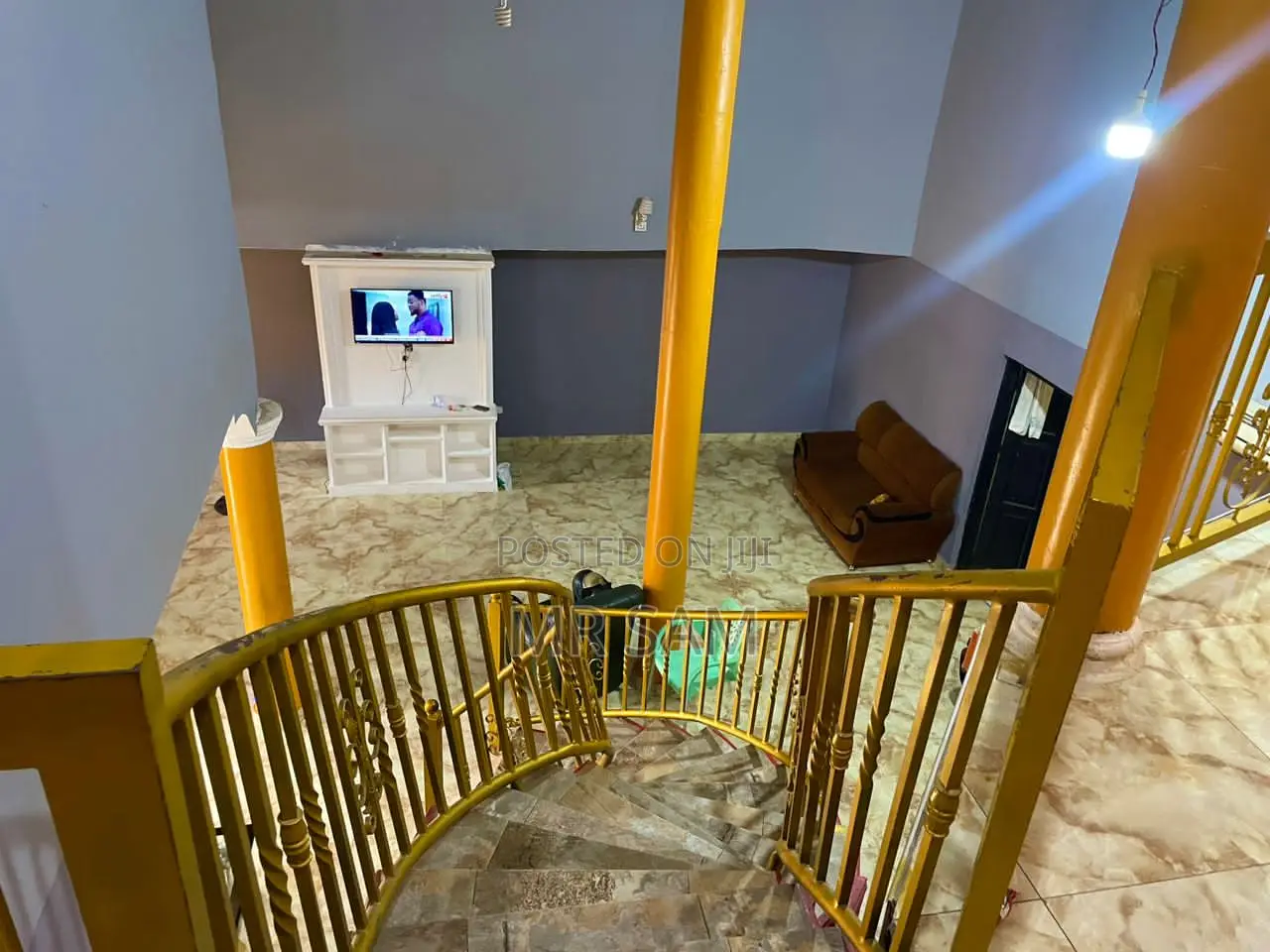 10bdrm House in Tuba To Kokrobitey, Ga South Municipal for sale